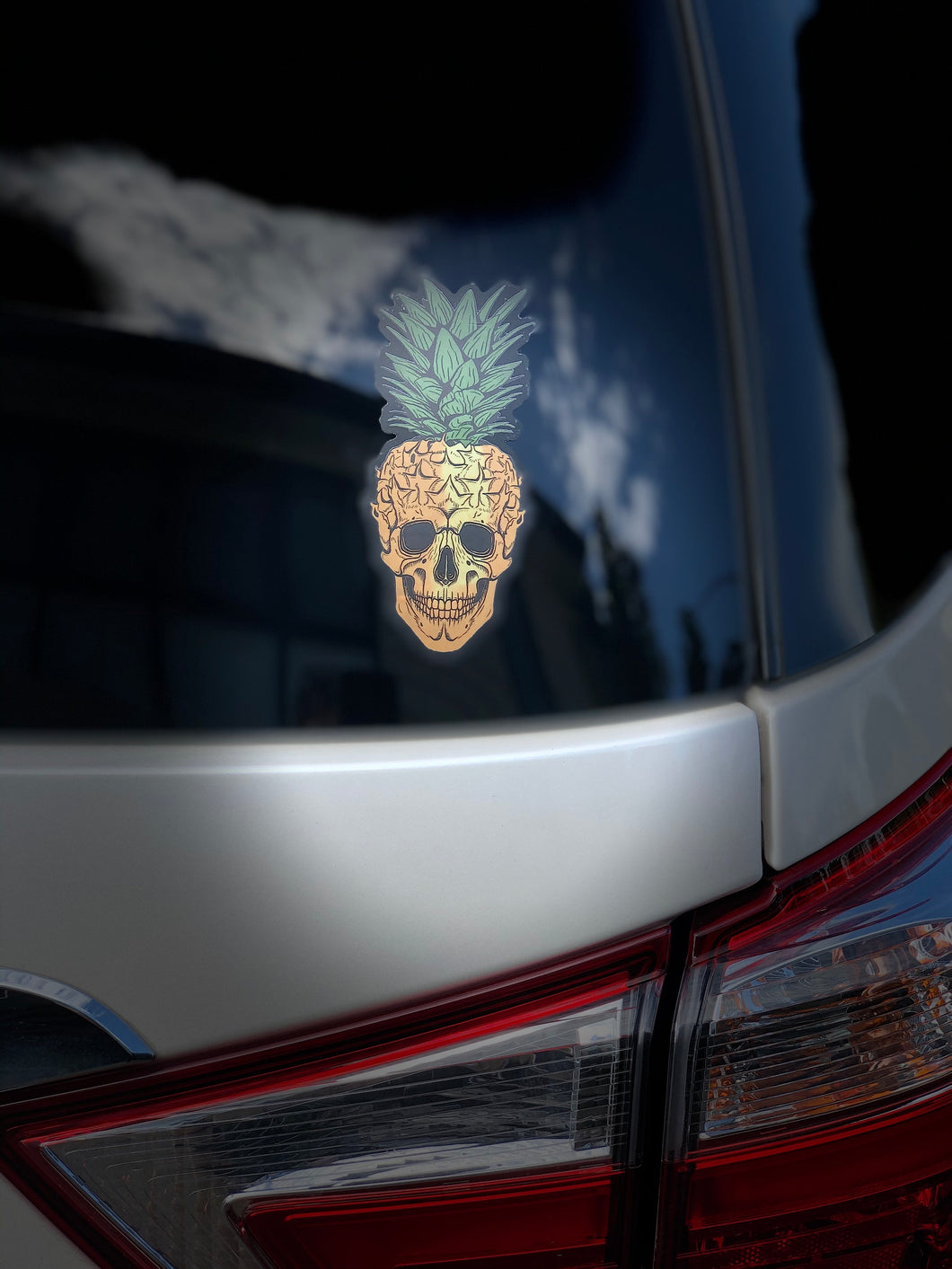 TPE Pineapple Skull premium sticker